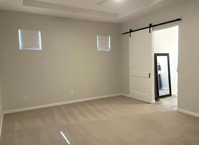 Building Photo - 17243 W Echo Ln