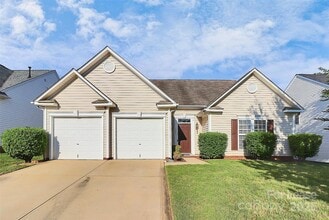 Building Photo - 10009 Barbee Dr