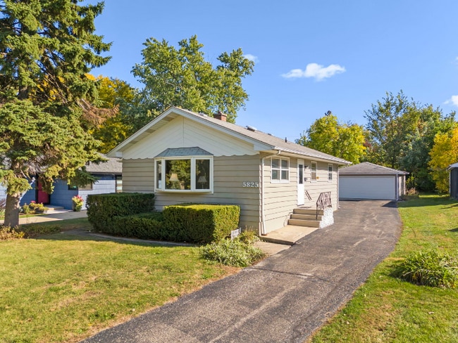 Building Photo - 5825 Webster St