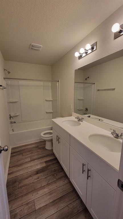 Building Photo - 554 Pepperbark Loop