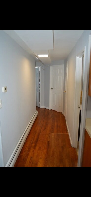Building Photo - 642 E 80th St