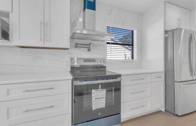 Building Photo - 2622 Liz Ln