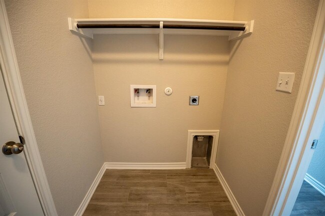Building Photo - 252 Syrah Ct