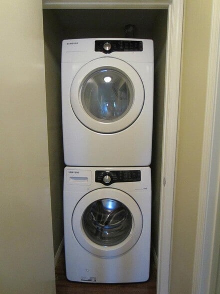Washer and Dryer in Unit - 7355 N HWY 27