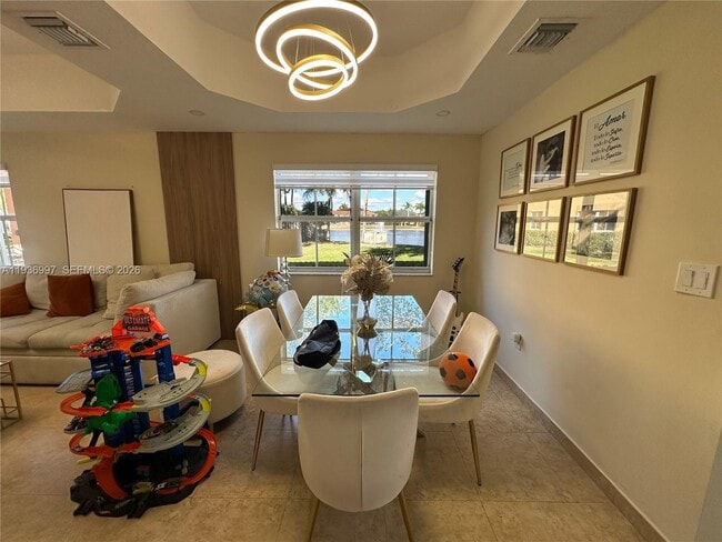 Building Photo - 15313 SW 31st Terrace