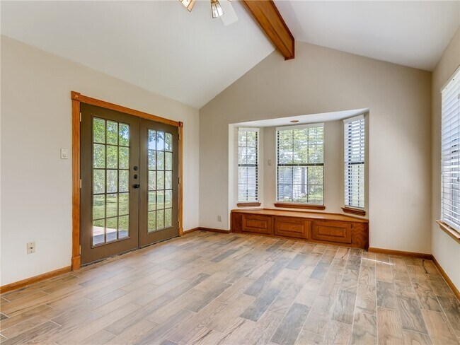 Building Photo - 10511 Hibbs Ln