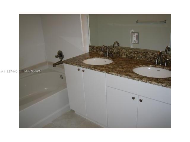 Building Photo - 1830 Radius Dr