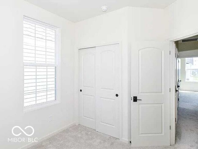 Building Photo - 1740 Blenker Dr