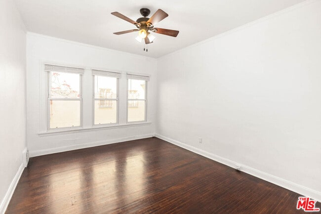 Building Photo - 6620 W 6th St