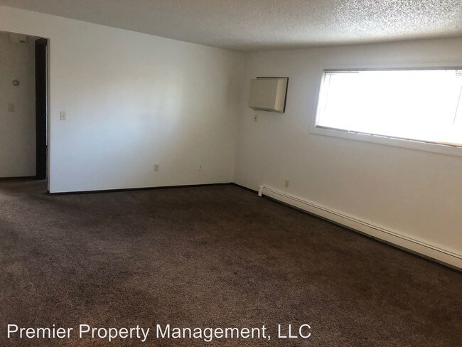 Building Photo - 1510 1st Ave NW