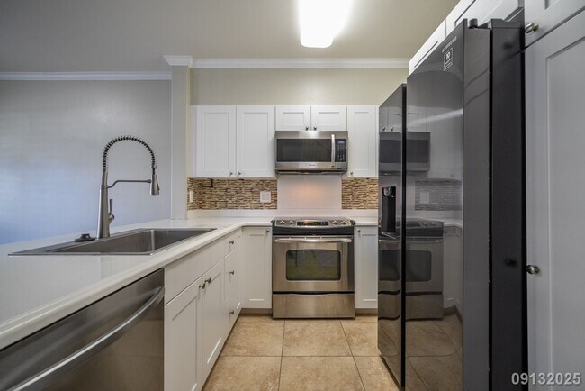 Building Photo - 3 Bed 3 Bath in Hoakalei