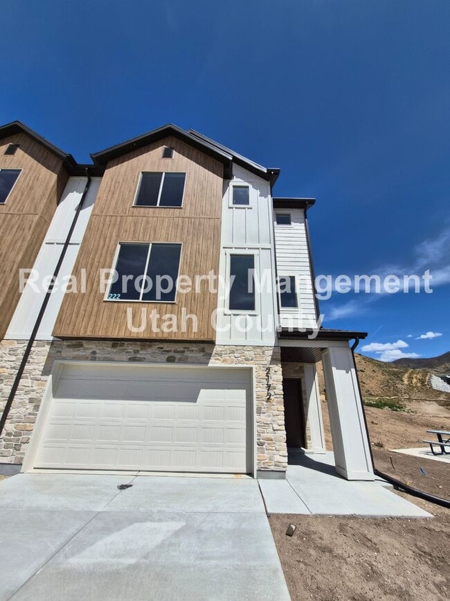 Building Photo - 2172 Cape Fox Way