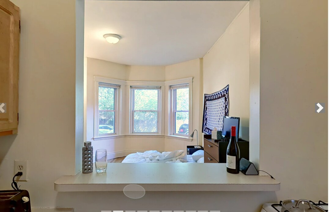 Building Photo - 98 Queensberry St