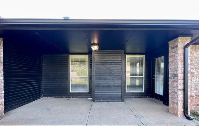 Building Photo - 13004 Chadbrooke Pl