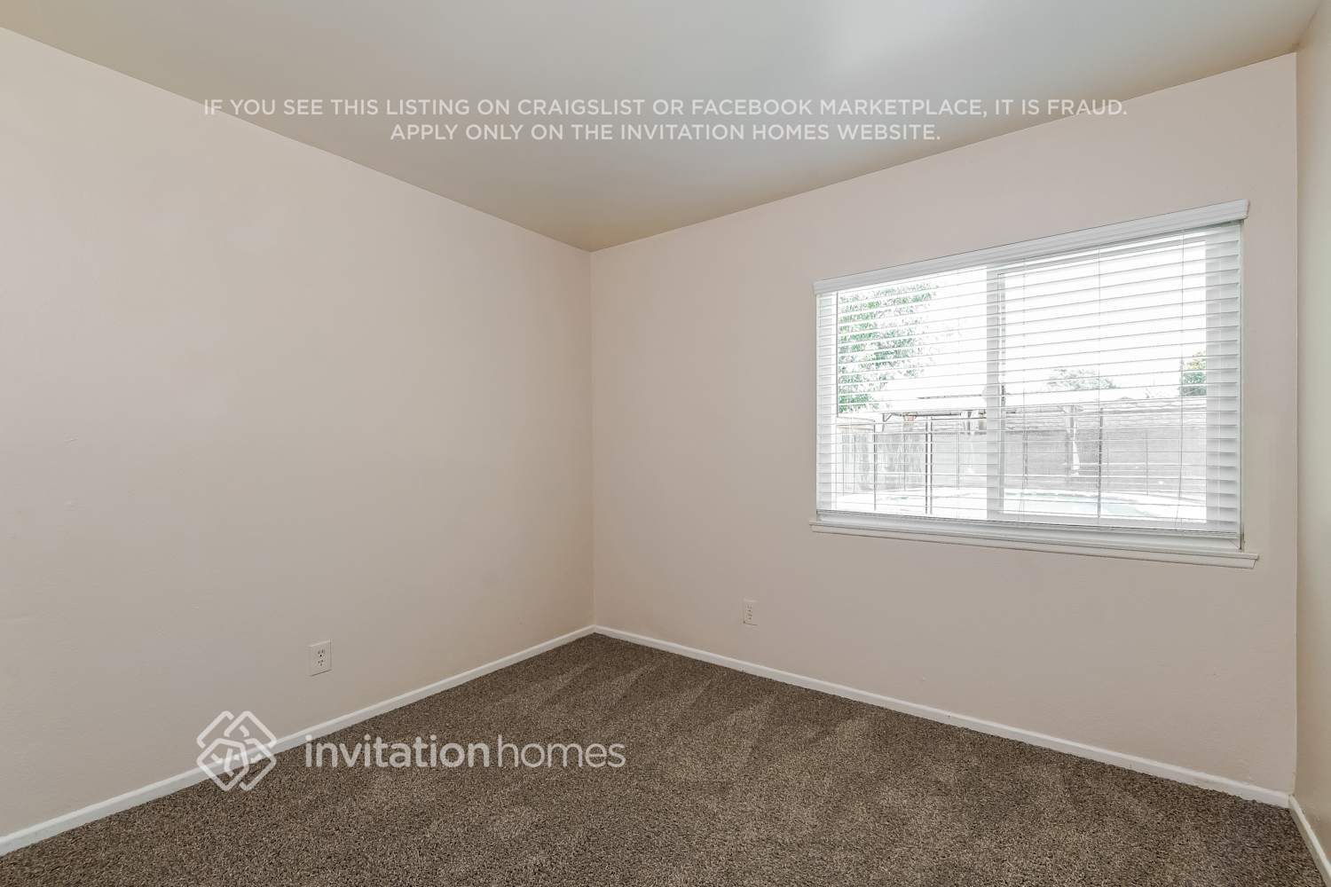Building Photo - 1752 Willowbrook Ln