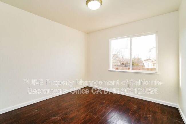 Building Photo - 2011 Misty Meadow Dr