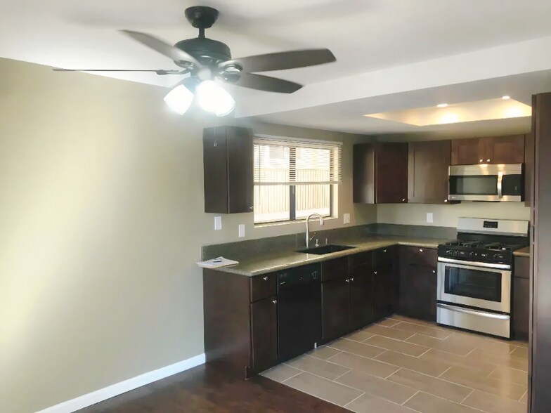 Building Photo - 514 Coronado Ave