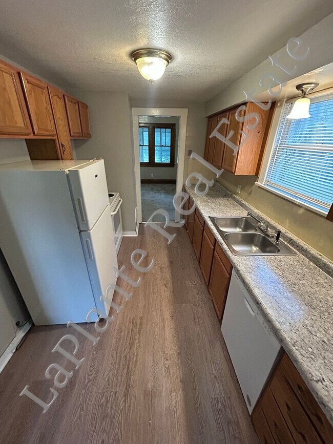 Building Photo - Beautiful 4 Bedroom Home for Rent