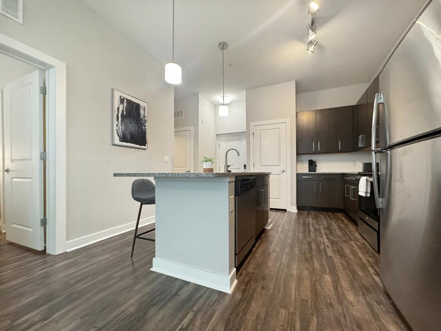 Building Photo - 124 S Morgan St