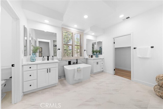 Building Photo - 67 Cienega