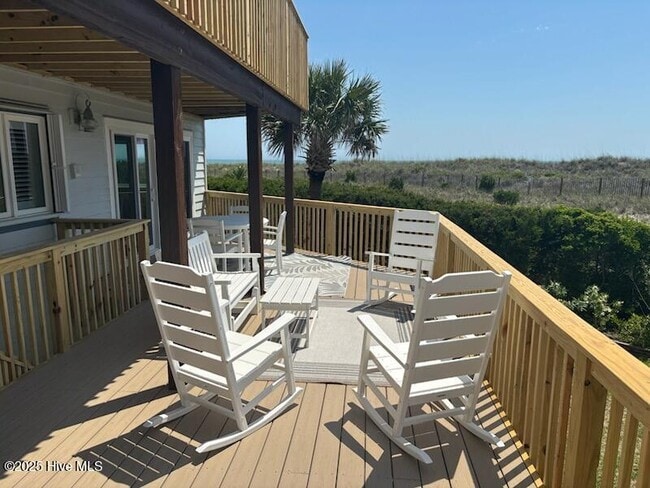 Building Photo - 17 Sea Oats Ln