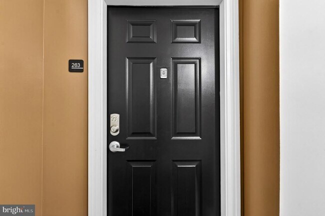 Building Photo - 12001 Market St