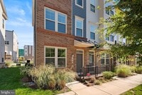 Building Photo - 128 Stowe Dr