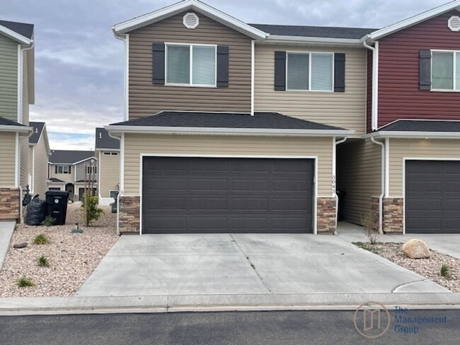 Building Photo - Cedar City Charm!