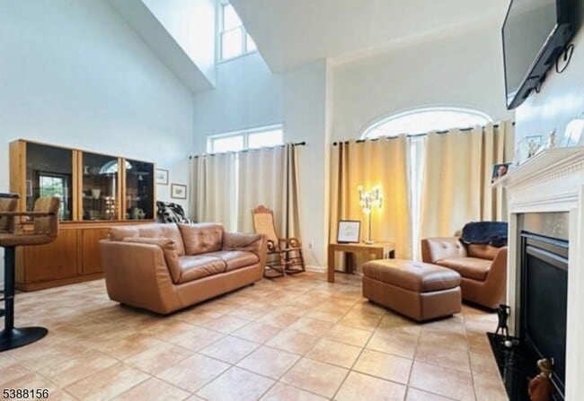 Building Photo - 16 Forshee Cir
