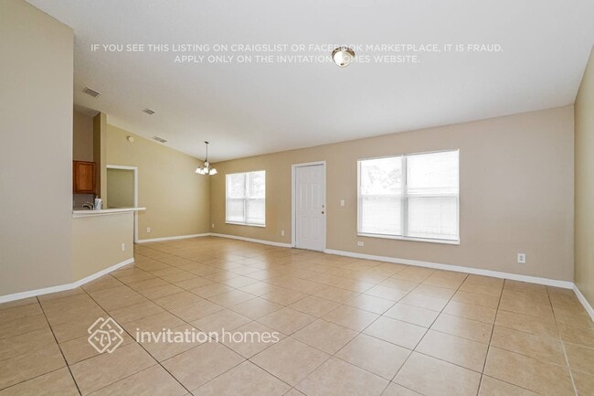 Building Photo - 364 Marquee Dr