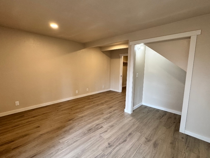 Building Photo - 202 Woodland Rd