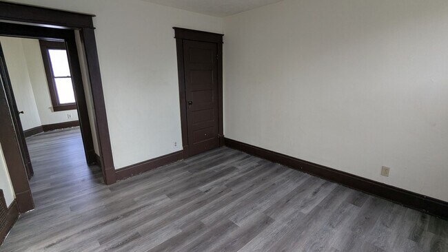 Building Photo - Atlas Investment Group, LLC (403 Spicer St)