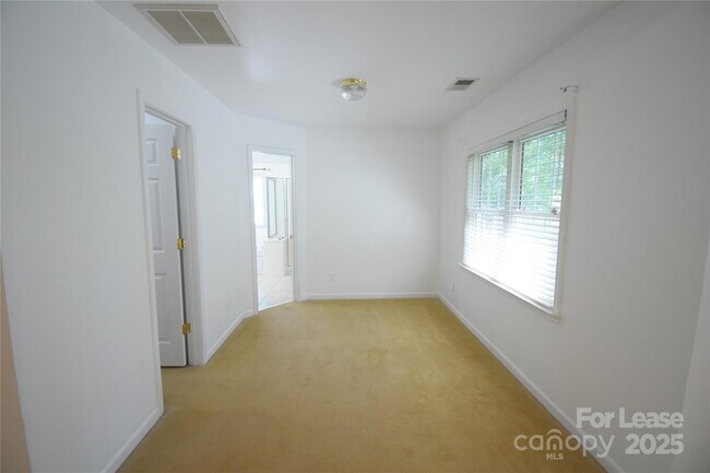 Building Photo - 9936 Corrystone Dr