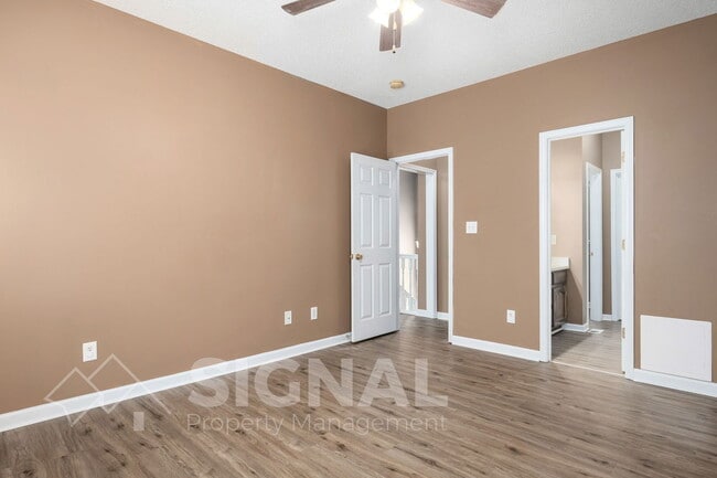 Building Photo - 1719 Annendale Dr