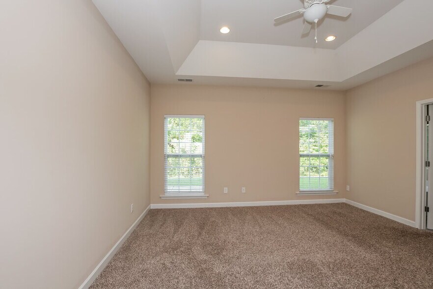 Building Photo - 1710 Jekyll Ln