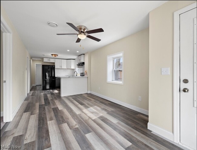 Building Photo - 303 Delamere Rd