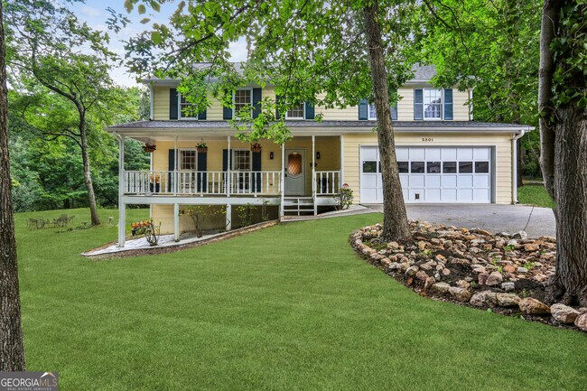 Primary Photo - 2301 Birdie Ln NW