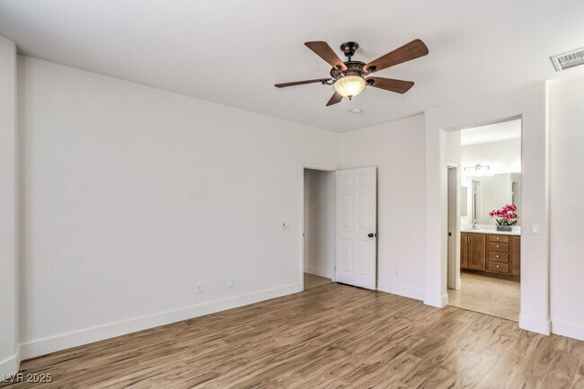 Building Photo - 7580 Rockhampton Ave