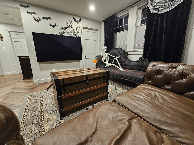 Building Photo - 55 Buffum St