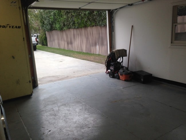Built in storage and shelves - 4020 Massachusetts E St