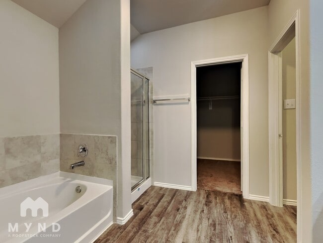 Building Photo - 9729 Cold Creek Dr
