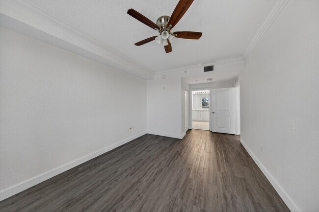 Building Photo - 1660 Renaissance Commons Blvd