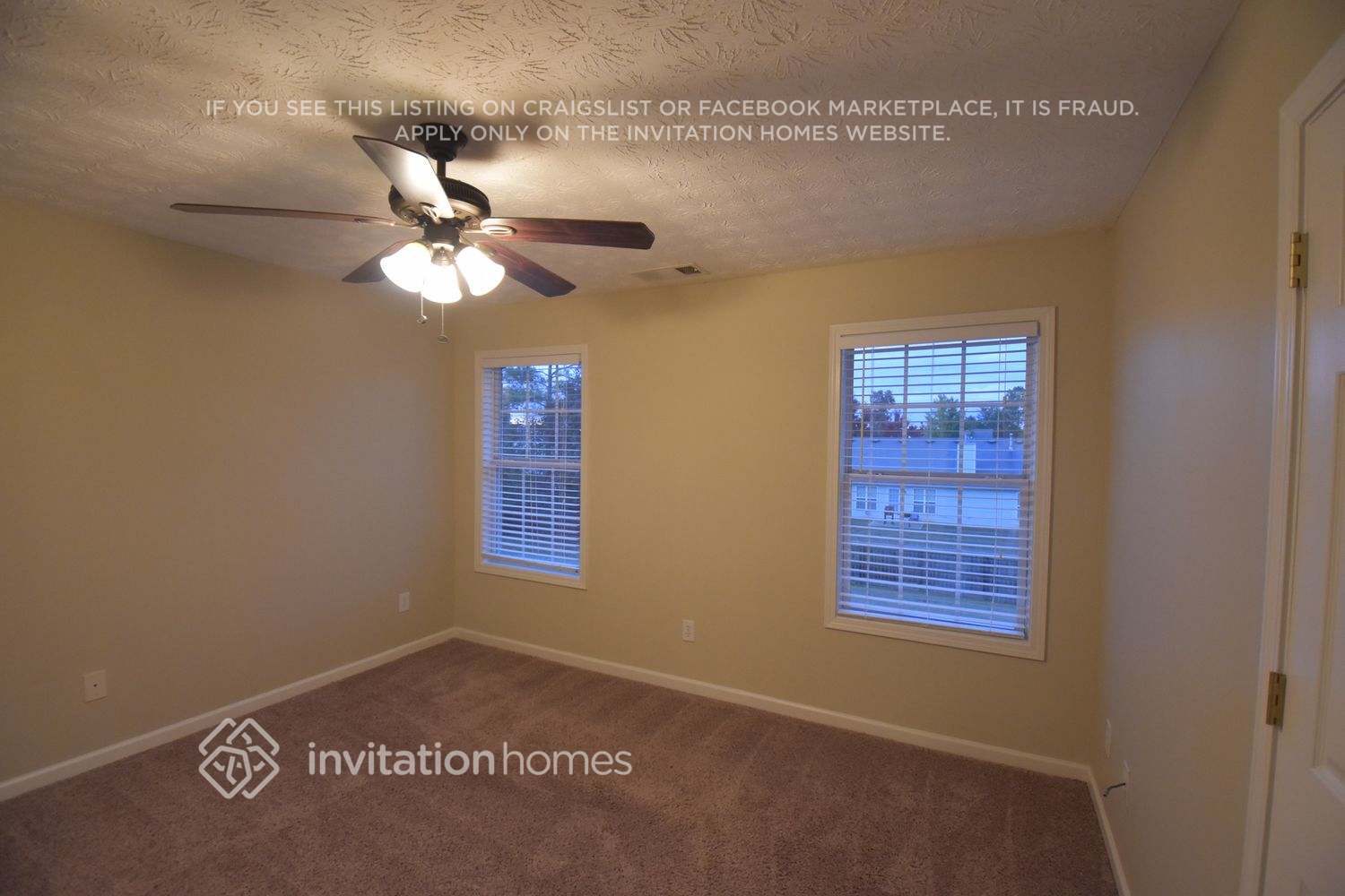 Building Photo - 333 Interlake