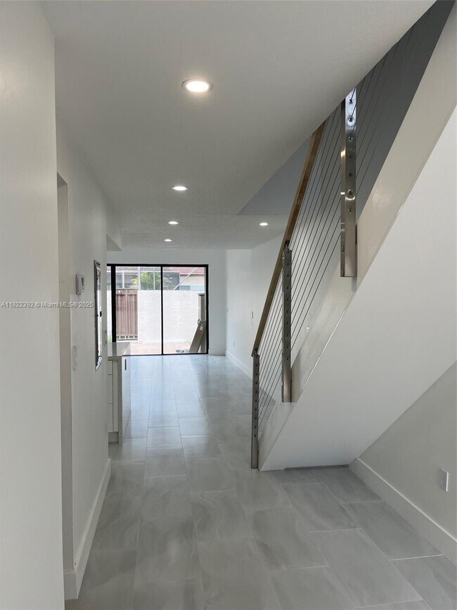 Building Photo - 13350 SW 91st Terrace
