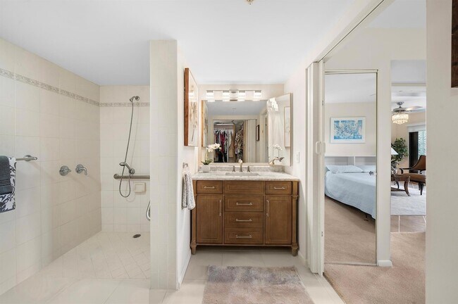 Building Photo - 601 Seafarer Cir