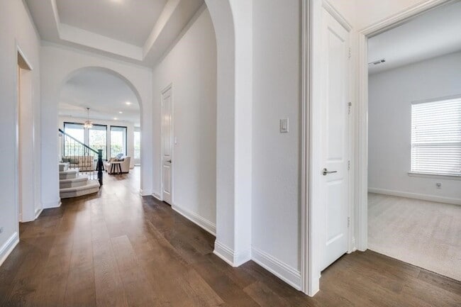 Building Photo - 3970 Sweet Clover Dr