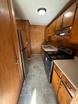 Building Photo - 586 Franklin St