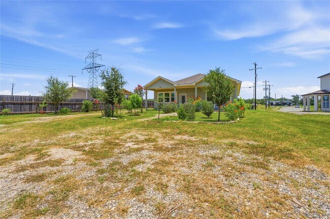 Building Photo - 112 Margarita Dr