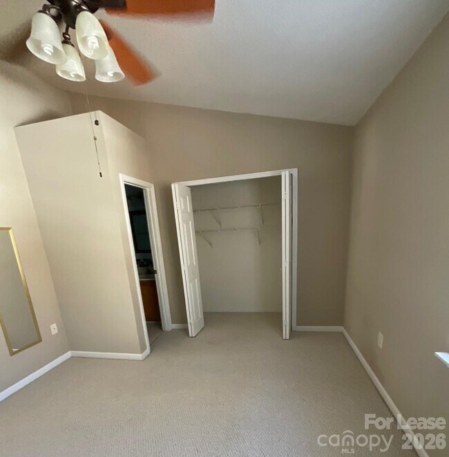 Building Photo - 12320 Bluestem Ln