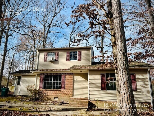 Primary Photo - 4Bed, 2.5Bath Single Family Home in WBG